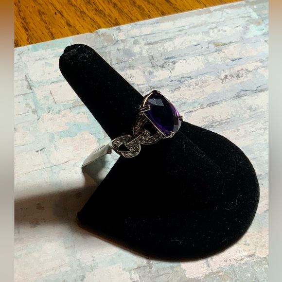 NIB 925 Faceted Amethyst Ring w/ White Simulated Diamonds Sz 6.75 - Picture 9 of 12